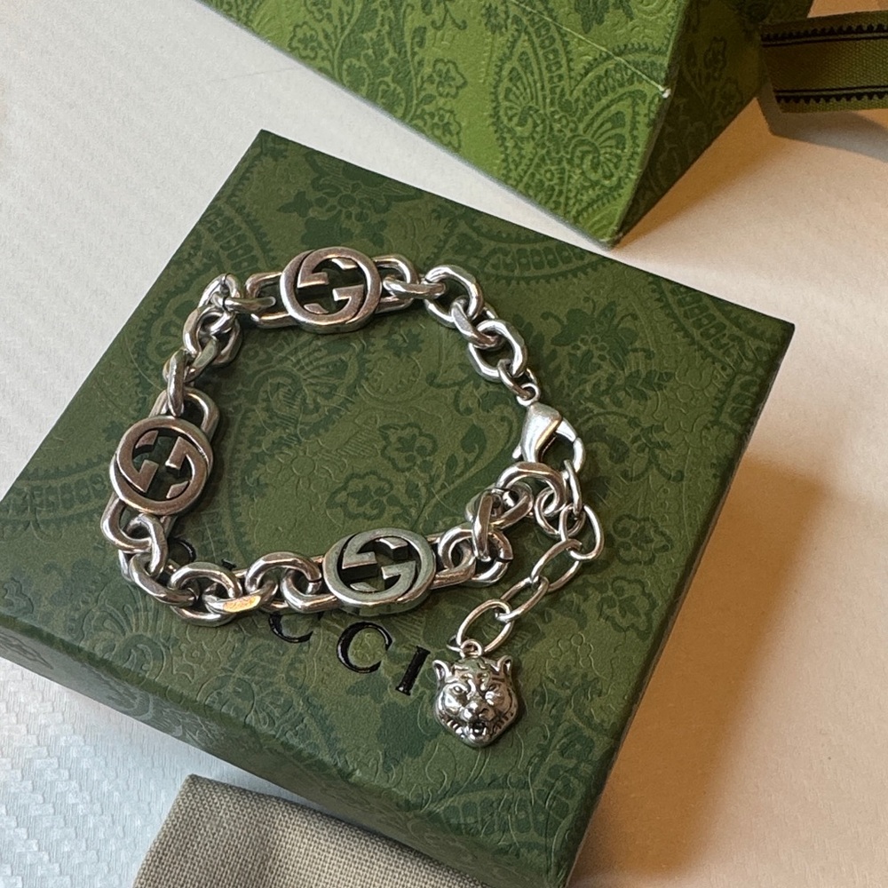 Gucci Silver Bracelet with Tiger Charm